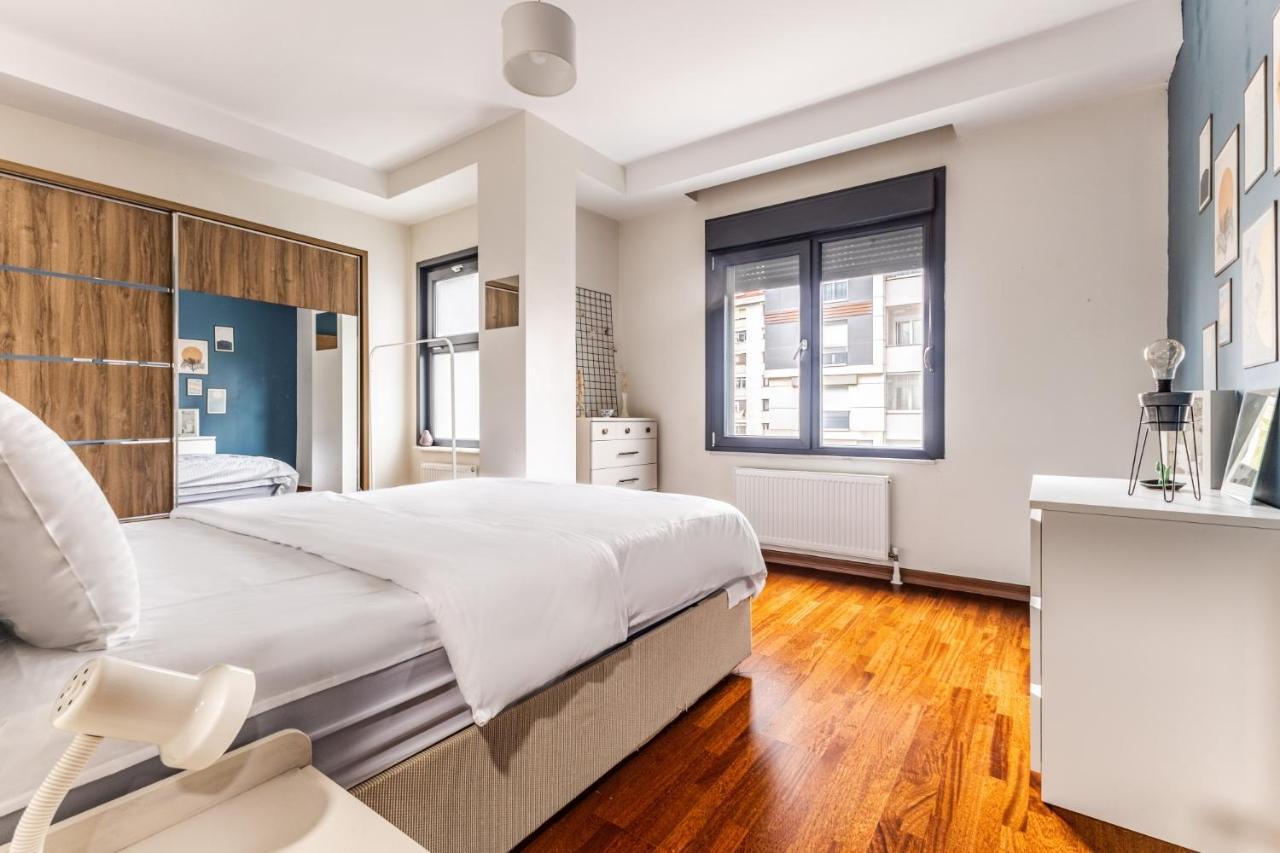 Spacious Flat Near Bagdat Avenue In Suadiye Appartement Istanboel Buitenkant foto
